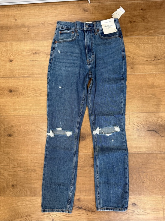 Abercrombie & Fitch Denim - Abercrombie & Fitch The Skinny High Rise Jeans - Medium Blue